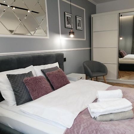 Apartament Lucy - Scisle Centrum Czestochowy Częstochowa Buitenkant foto