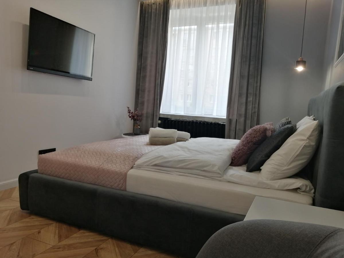 Apartament Lucy - Scisle Centrum Czestochowy Częstochowa Buitenkant foto