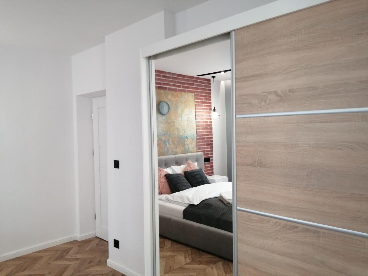 Apartament Lucy - Scisle Centrum Czestochowy Częstochowa Buitenkant foto